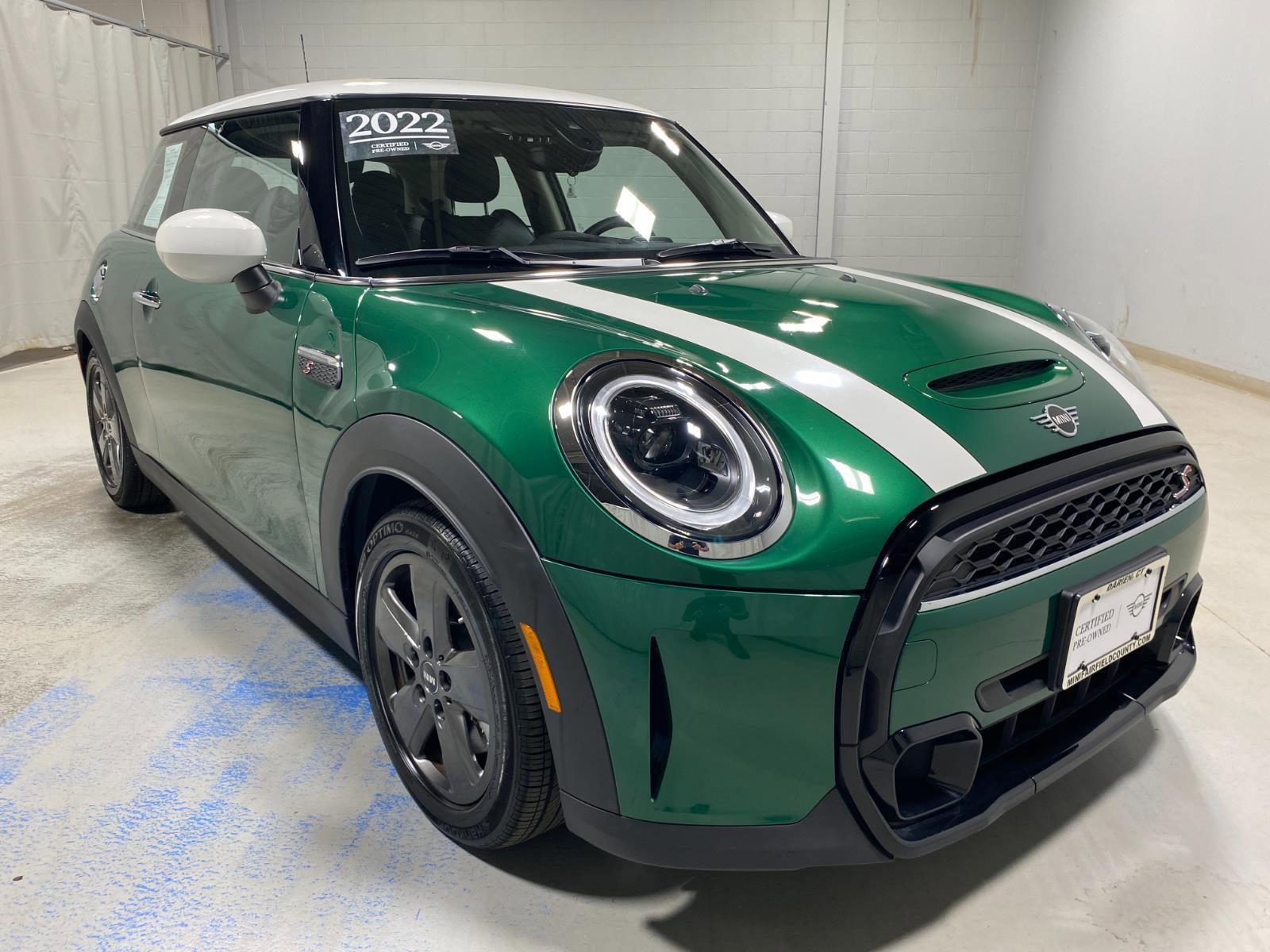 Certified 2022 MINI Cooper S image 1