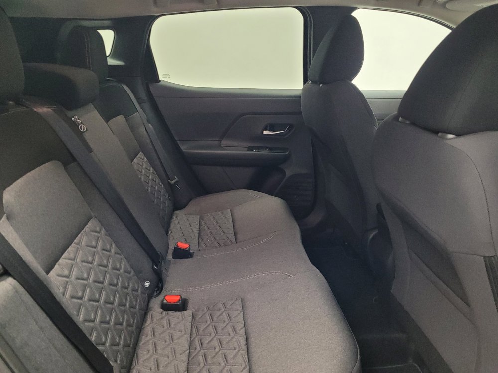 Used 2025 Nissan Kicks SV w/ SV Premium Package FWD image 19