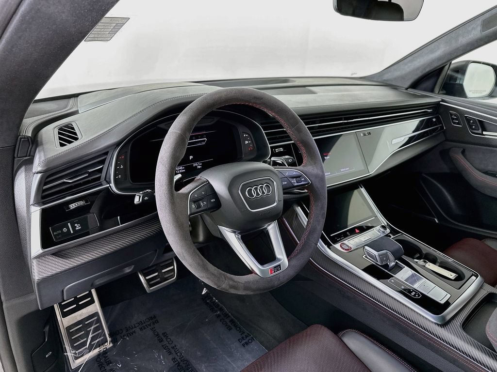 Used 2025 Audi RS Q8 performance AWD/4WD image 9