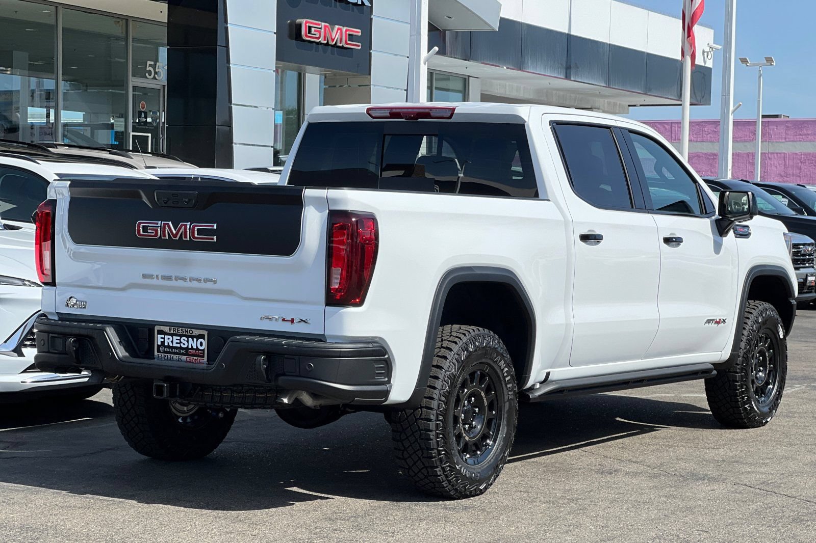 New 2026 GMC Sierra 1500 AT4X w/ AT4X AEV Edition AWD/4WD image 4