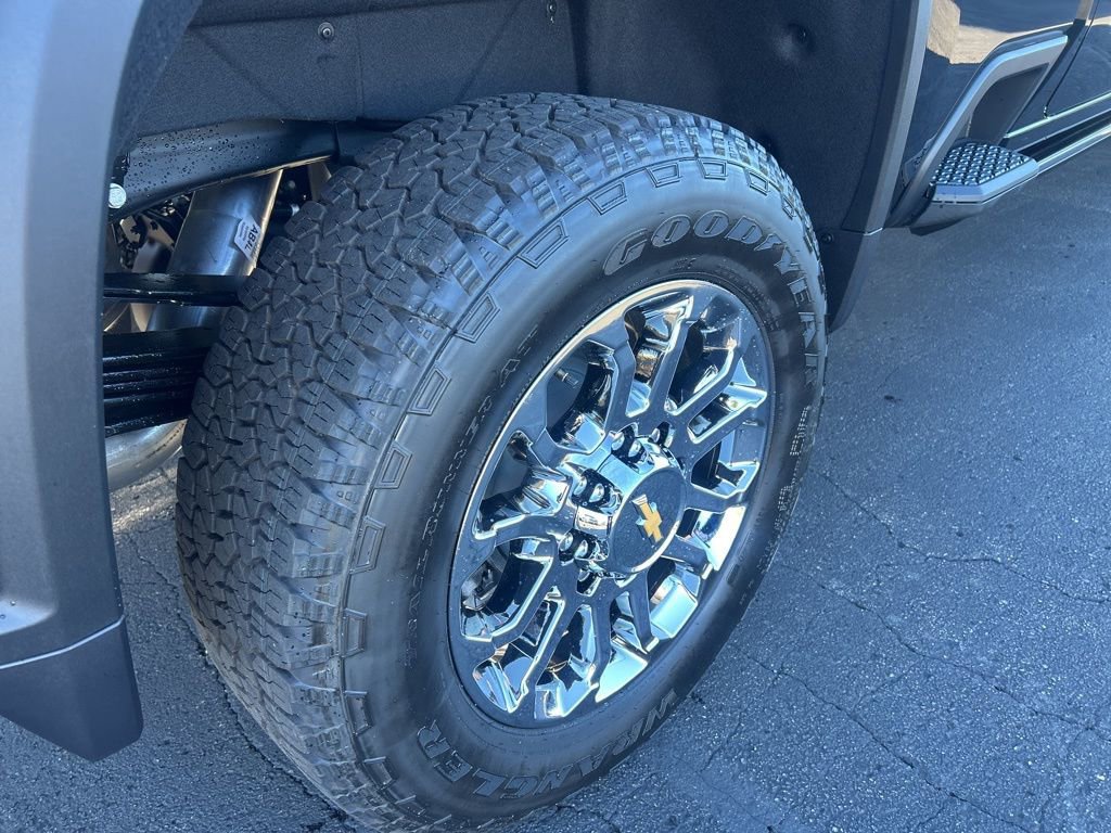 New 2026 Chevrolet Silverado 2500 LTZ w/ LTZ Premium Package image 7
