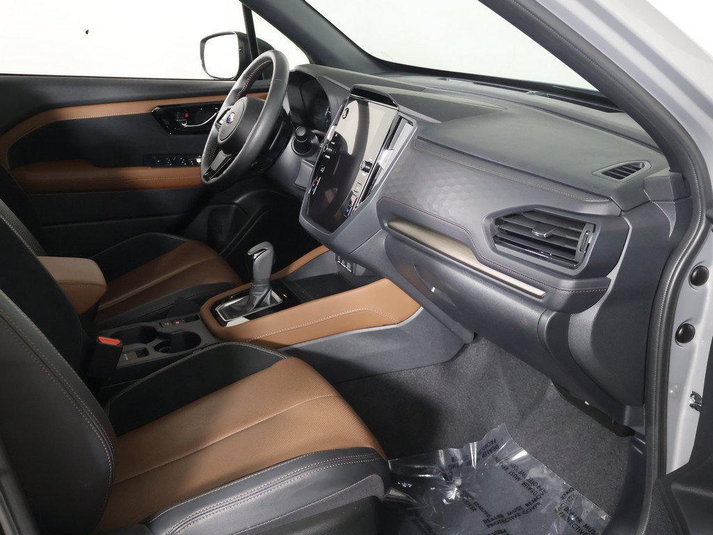 Used 2025 Subaru Forester Touring w/ Popular Package - Touring AWD/4WD image 28