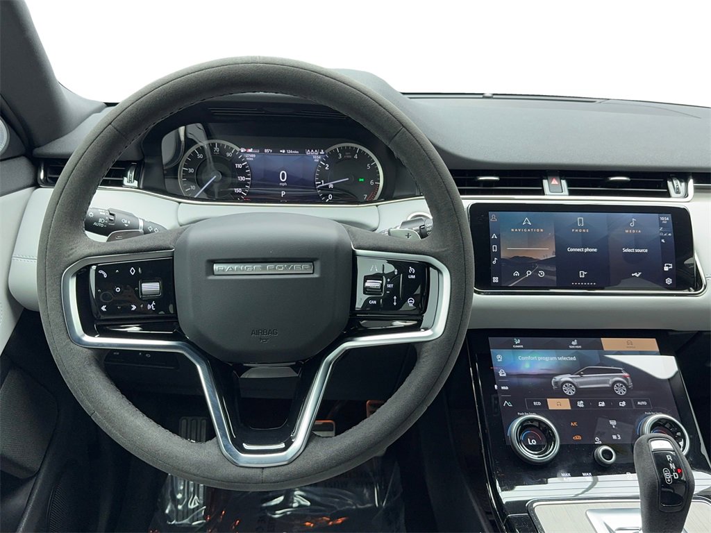 Used 2023 Land Rover Range Rover Evoque R-Dynamic SE image 17