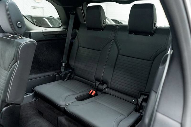 Used 2023 Land Rover Discovery S R-Dynamic AWD/4WD image 18