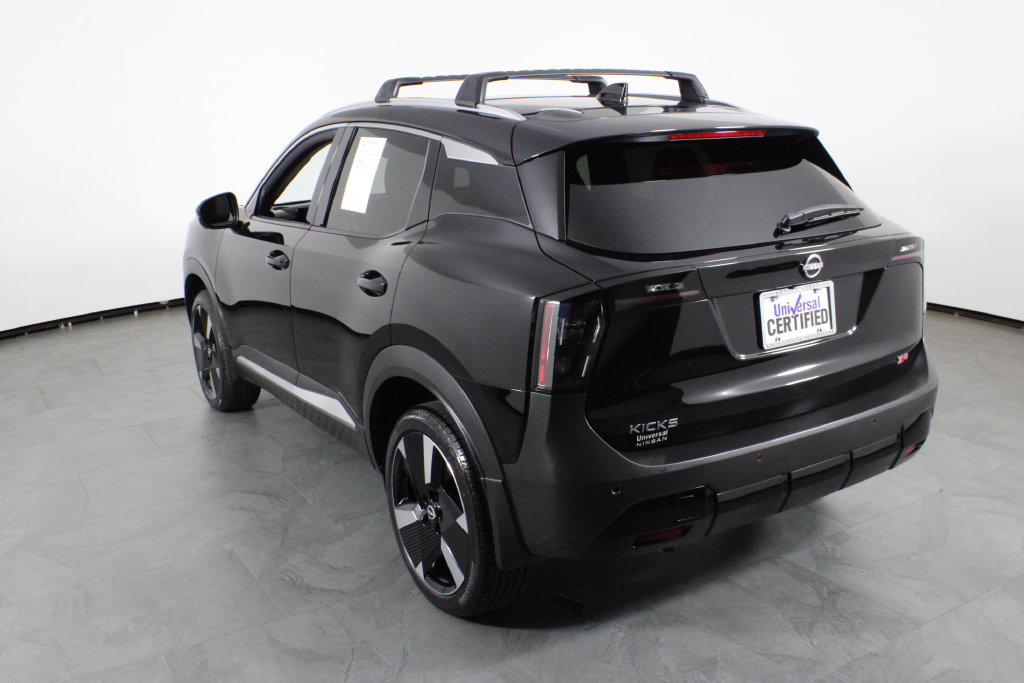 Certified 2026 Nissan Kicks SR FWD image 16