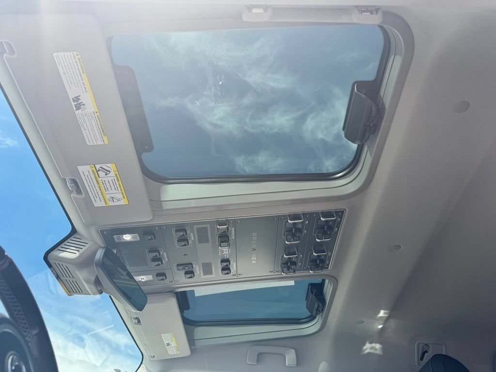 New 2026 INEOS Grenadier Station Wagon AWD/4WD image 17