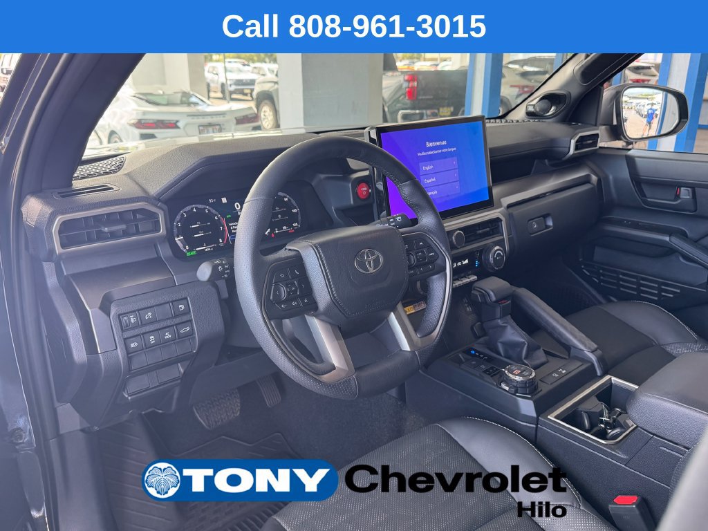 Used 2025 Toyota 4Runner TRD Off-Road Premium AWD/4WD image 12