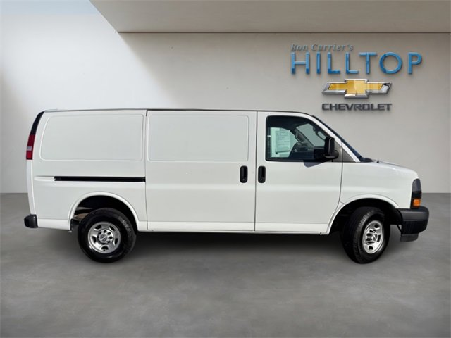 Used 2023 Chevrolet Express 2500 w/ Driver Convenience Package image 4