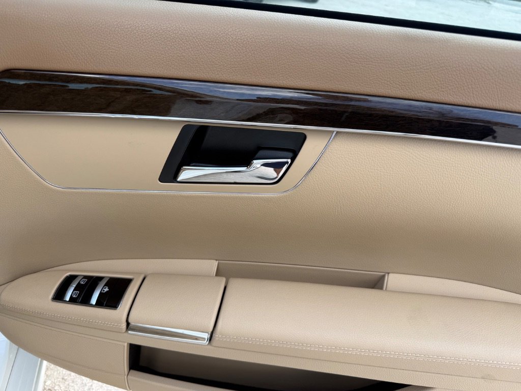 Used 2011 Mercedes-Benz S 400 w/ Sport Pkg image 39