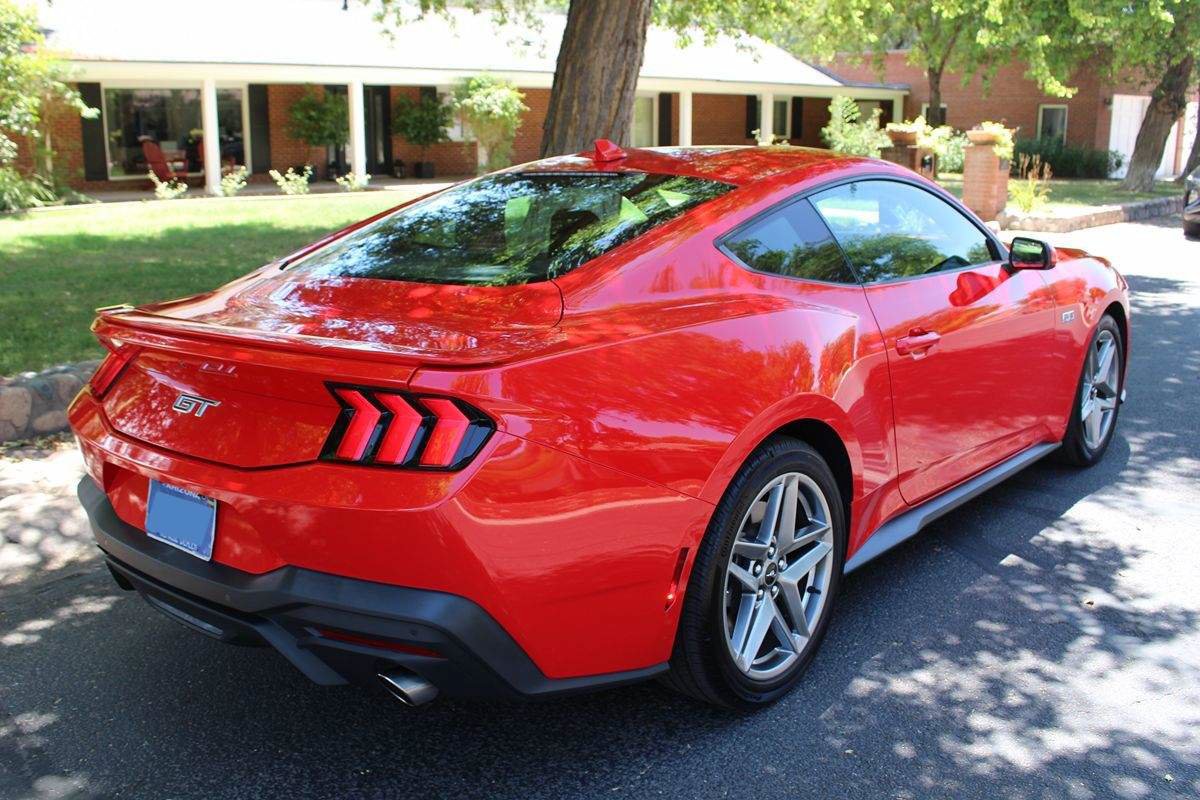 Used 2024 Ford Mustang GT RWD image 6