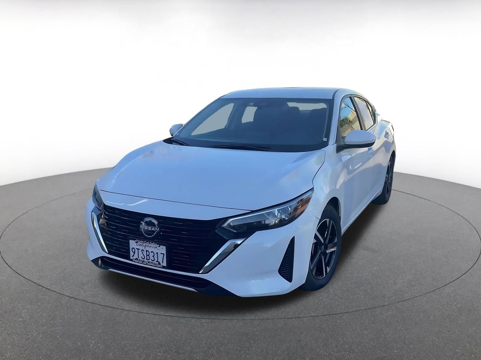 Used 2025 Nissan Sentra SV image 7