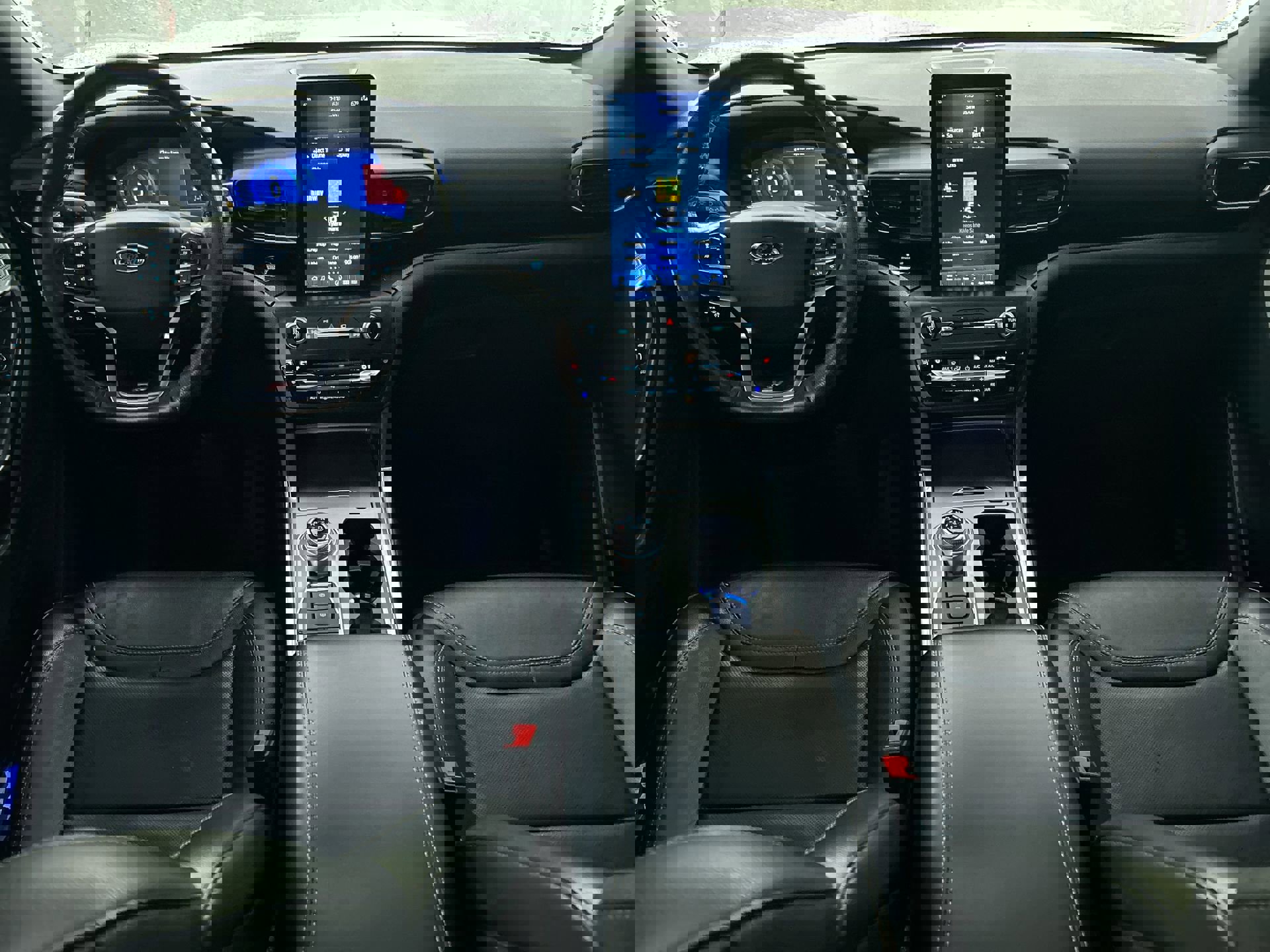 Used 2020 Ford Explorer ST w/ ST Street Pack image 18