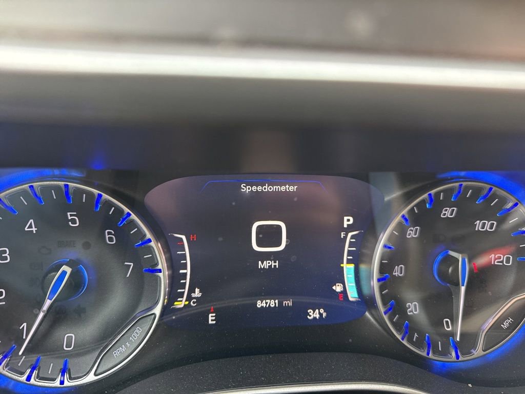 Used 2020 Chrysler Pacifica Touring-L w/ Advanced Safetytec Group image 11