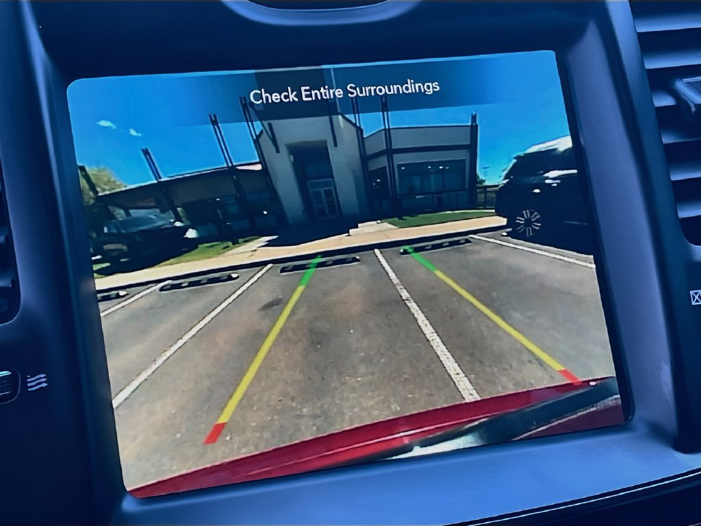 Used 2021 Chrysler 300 S RWD image 14