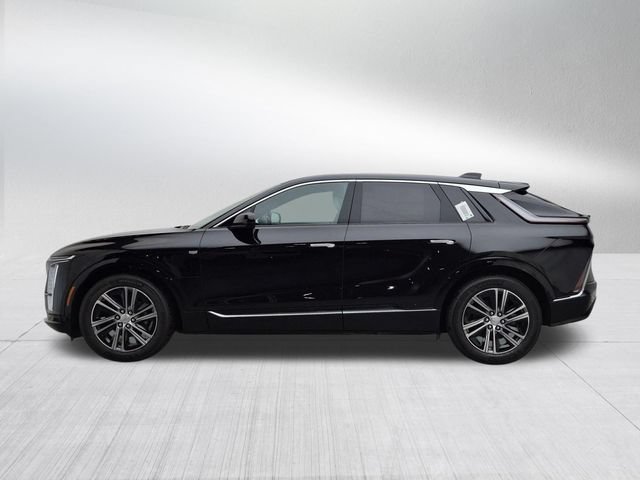 New 2026 Cadillac Lyriq Luxury w/ LPO, Floor Liner Package AWD/4WD image 8