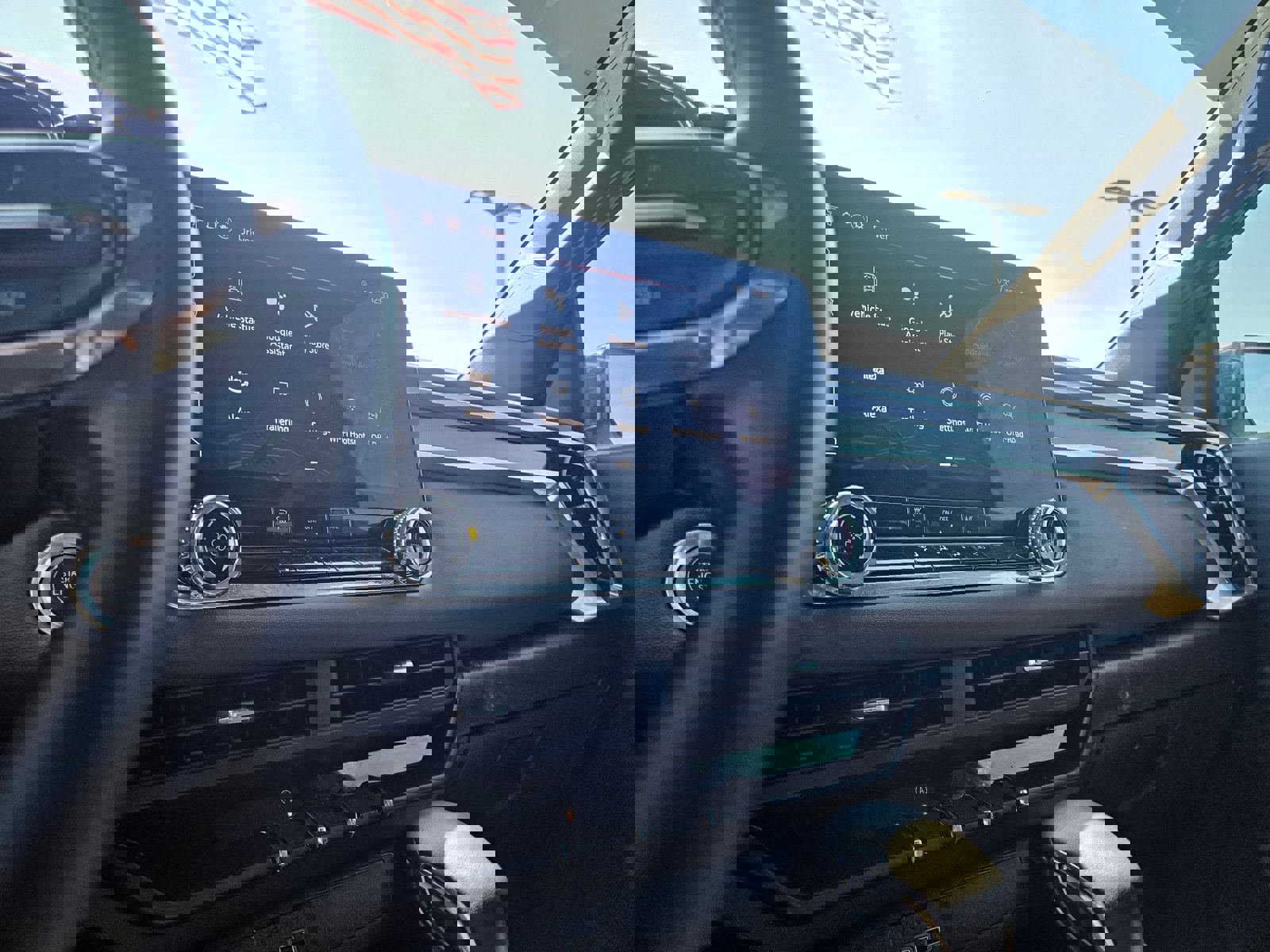 Used 2024 GMC Canyon Elevation image 15