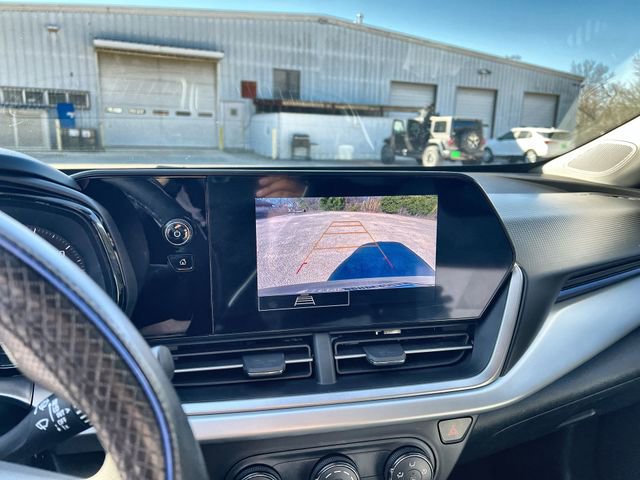 Certified 2025 Chevrolet Trax LS w/ LS Convenience Package image 14