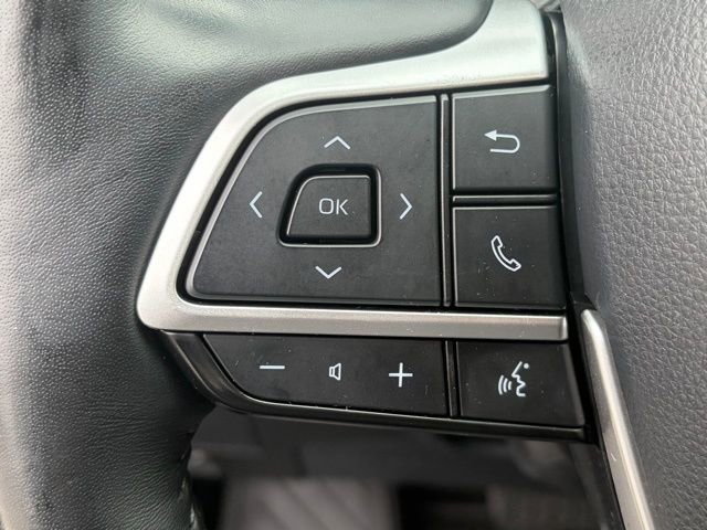 Used 2022 Toyota Highlander Platinum AWD/4WD image 18