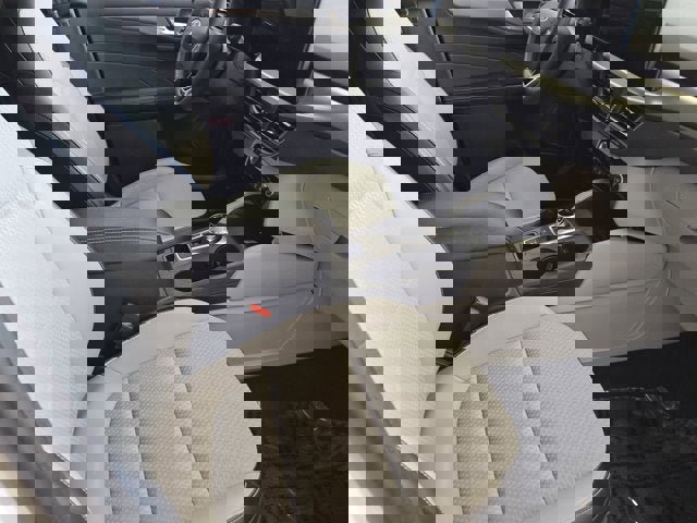 Used 2023 Ford Escape SE image 4