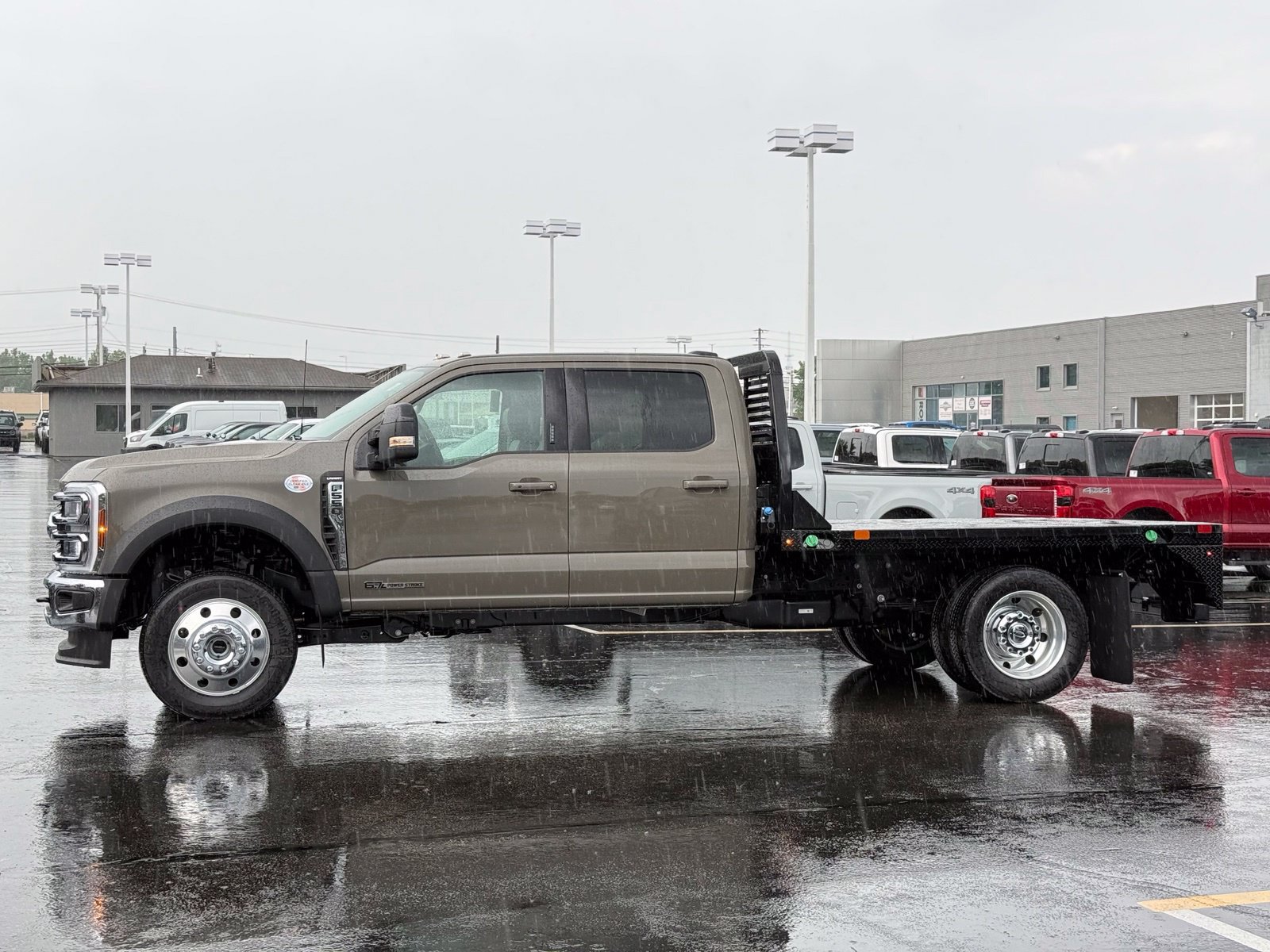 New 2026 Ford F550 4x4 Crew Cab image 3