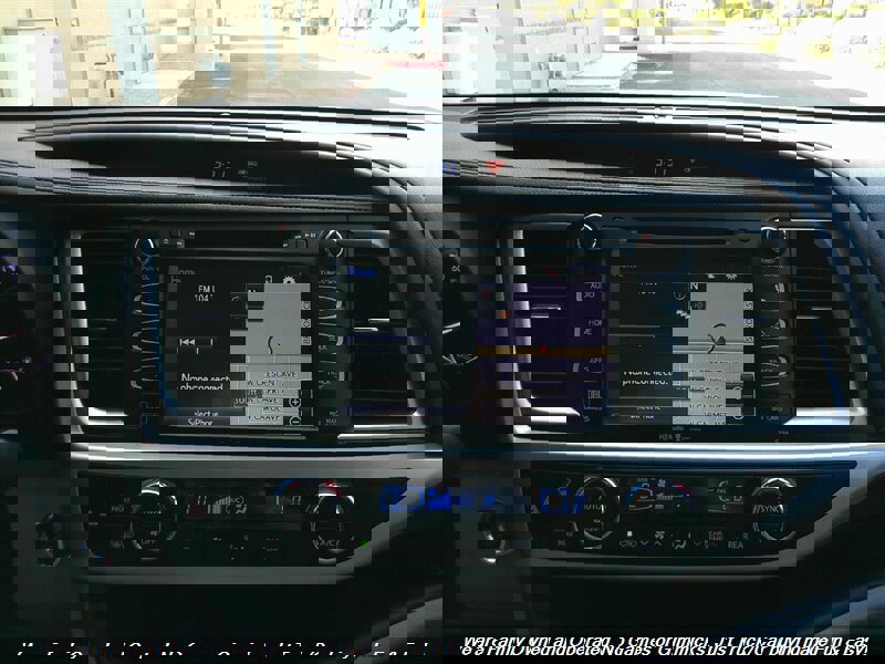 Used 2015 Toyota Highlander Limited image 41