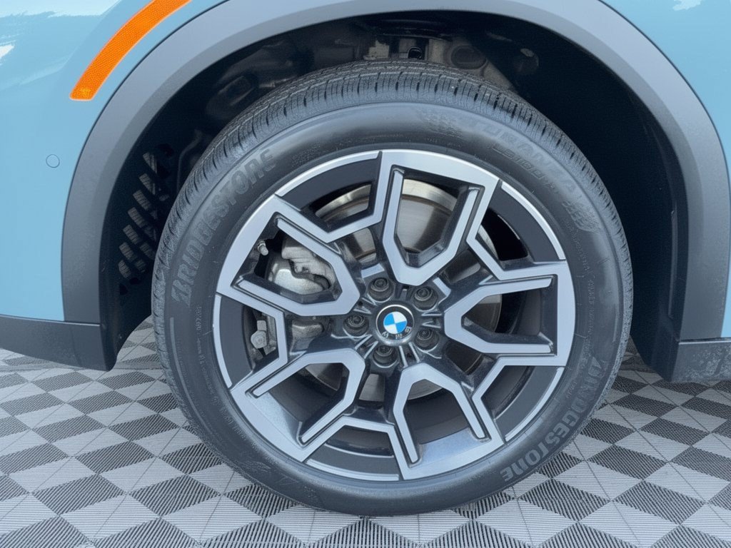 Certified 2026 BMW X2 xDrive28i AWD/4WD image 13