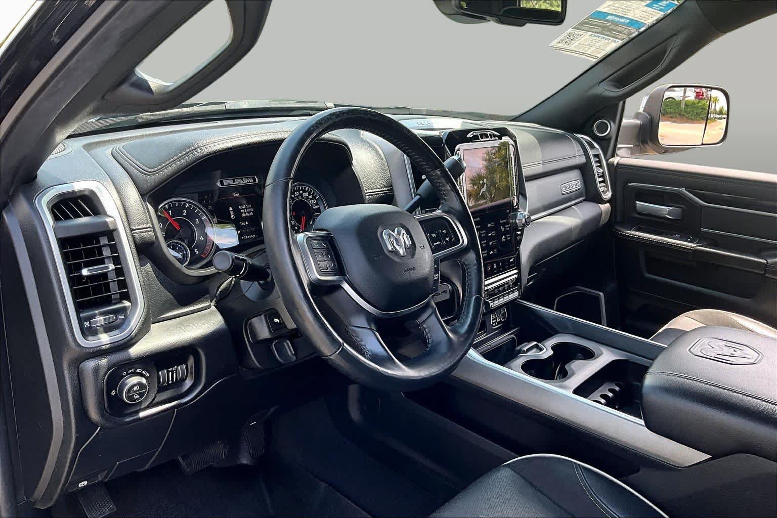 Used 2020 RAM 2500 Laramie AWD/4WD image 17