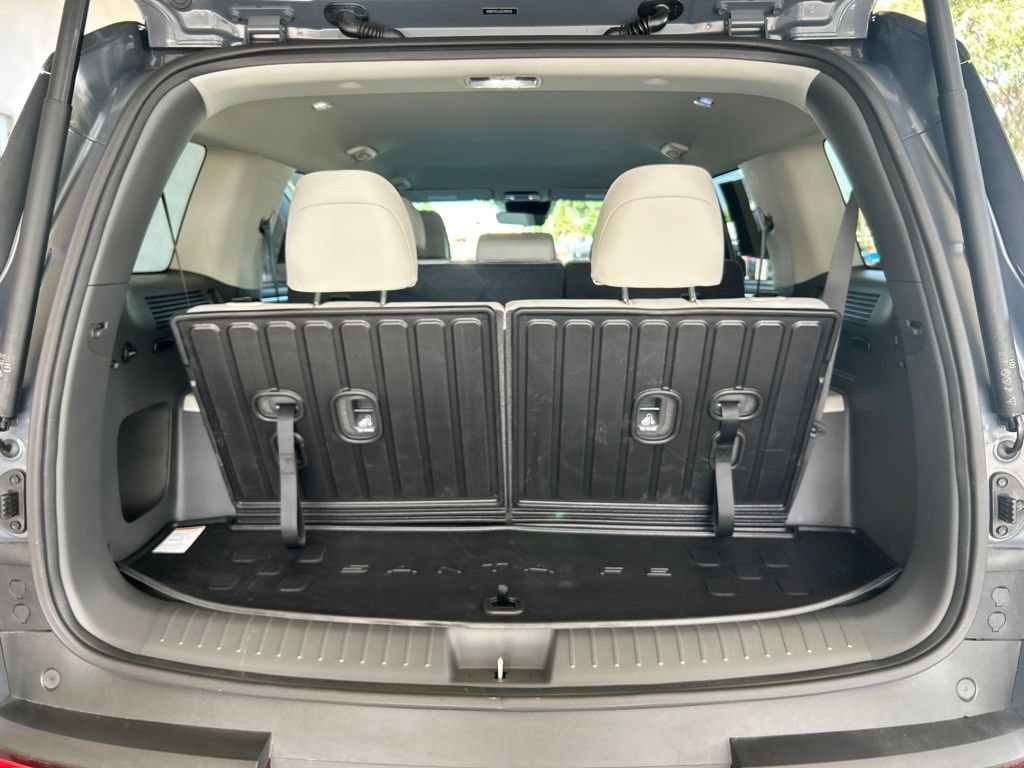 Used 2025 Hyundai Santa Fe SEL FWD image 31