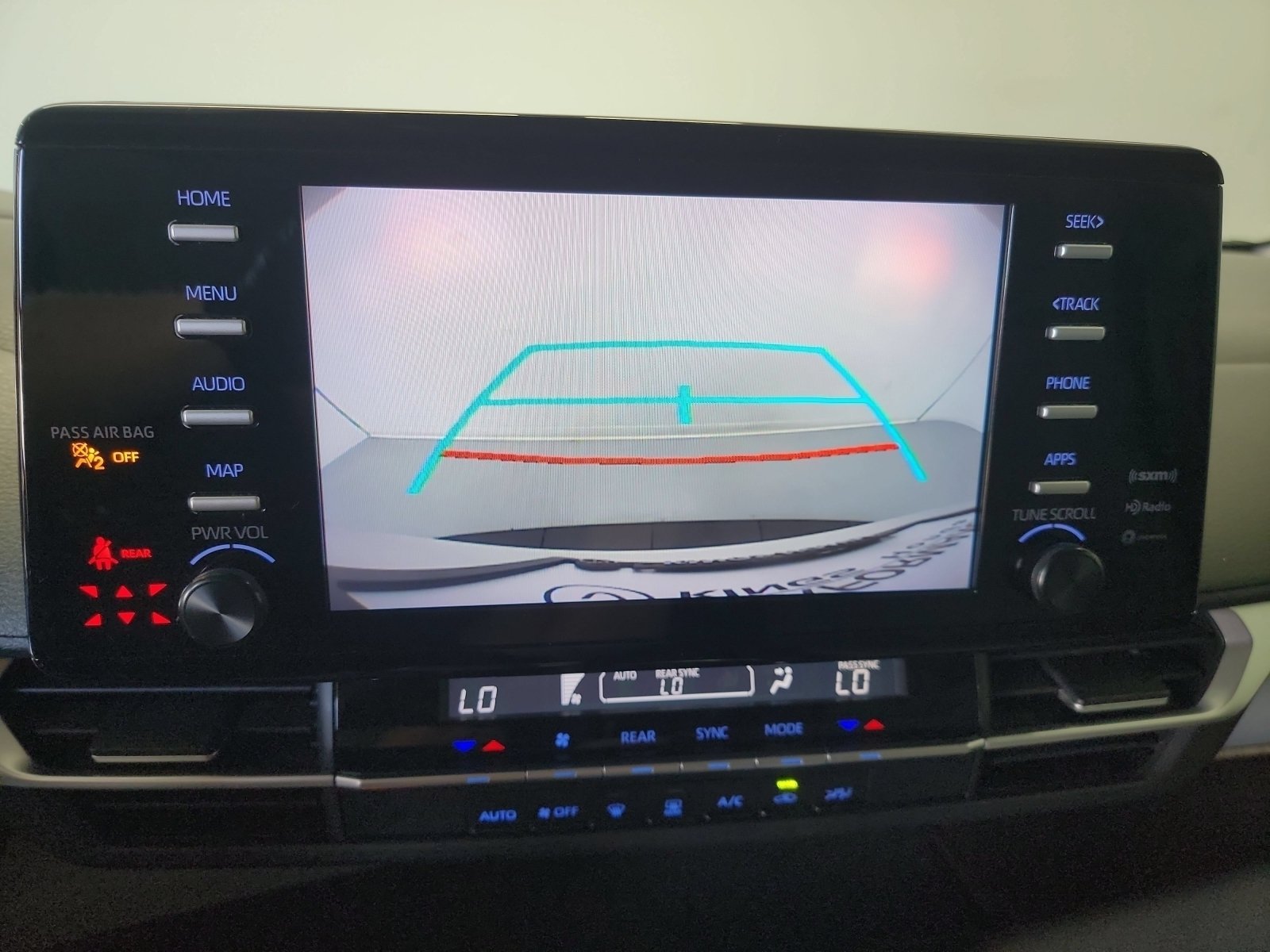 Used 2021 Toyota Sienna LE FWD image 23