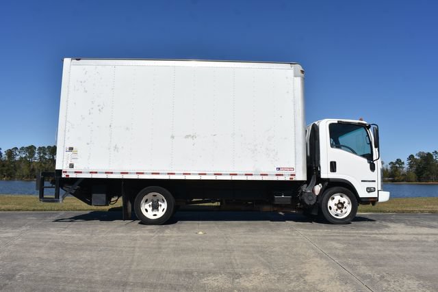 Used 2018 Isuzu NPR RWD image 3