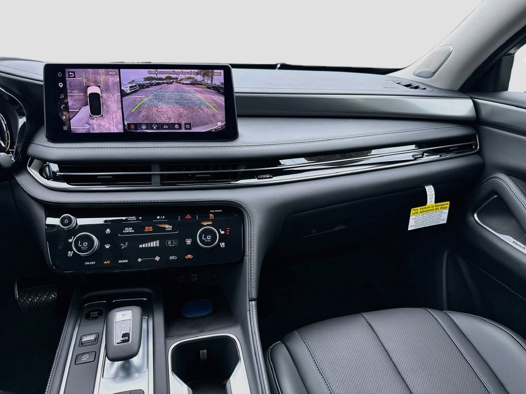 New 2027 INFINITI QX60 Luxe w/ Cargo Package FWD image 25