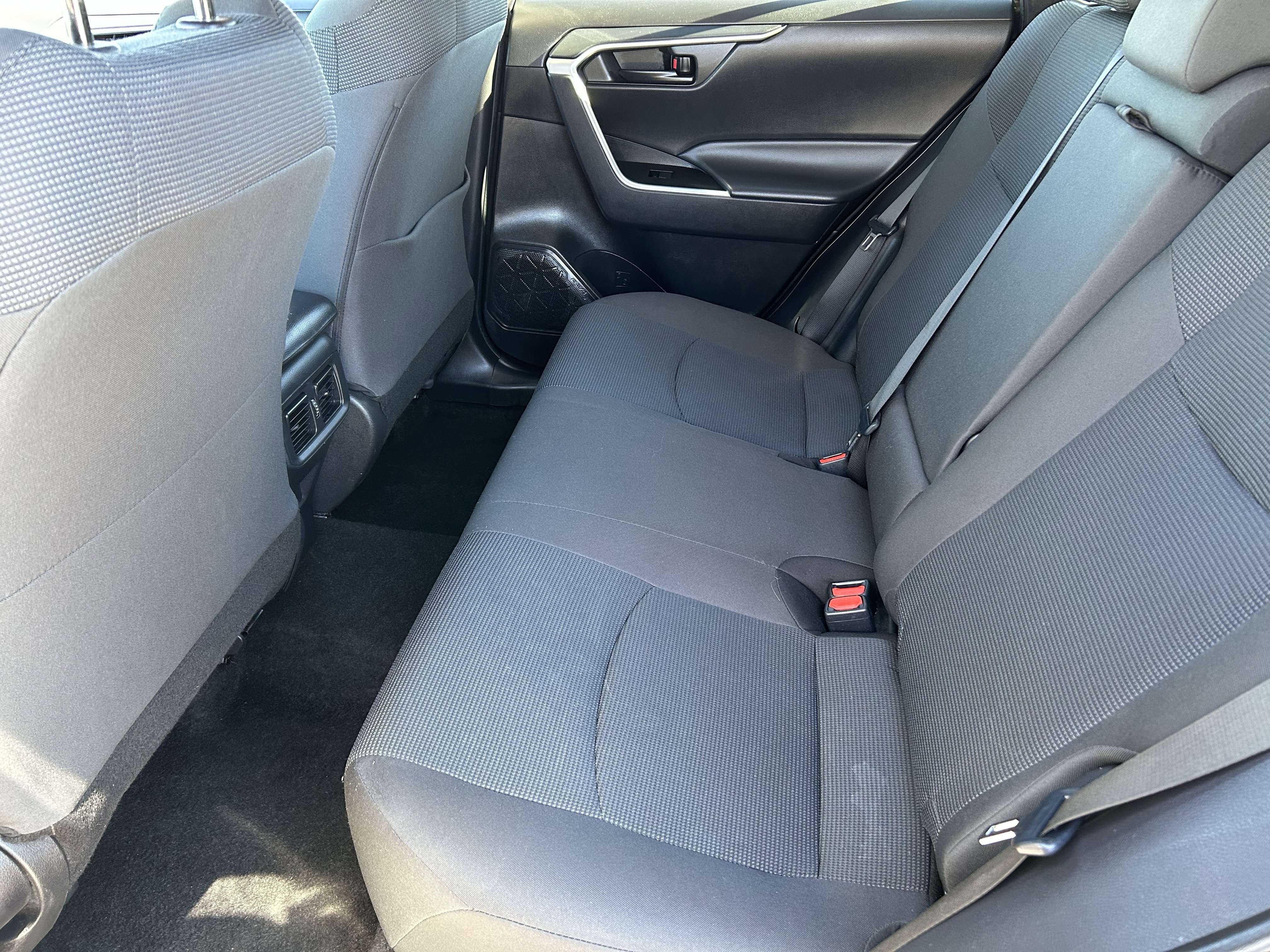 Used 2024 Toyota RAV4 LE image 16