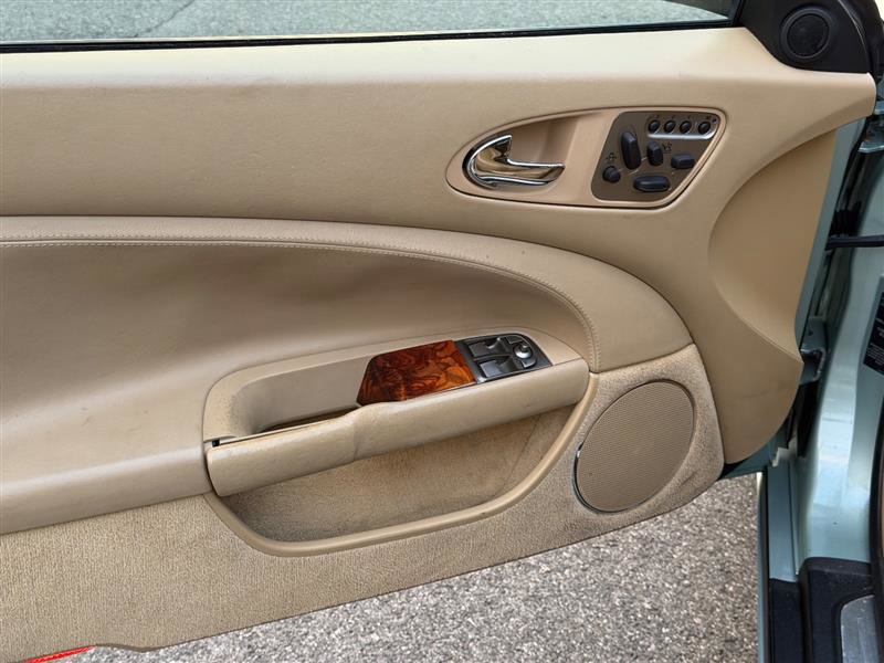 Used 2008 Jaguar XK Coupe image 21