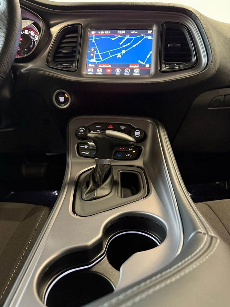 Used 2023 Dodge Challenger R/T w/ Performance Handling Group image 22