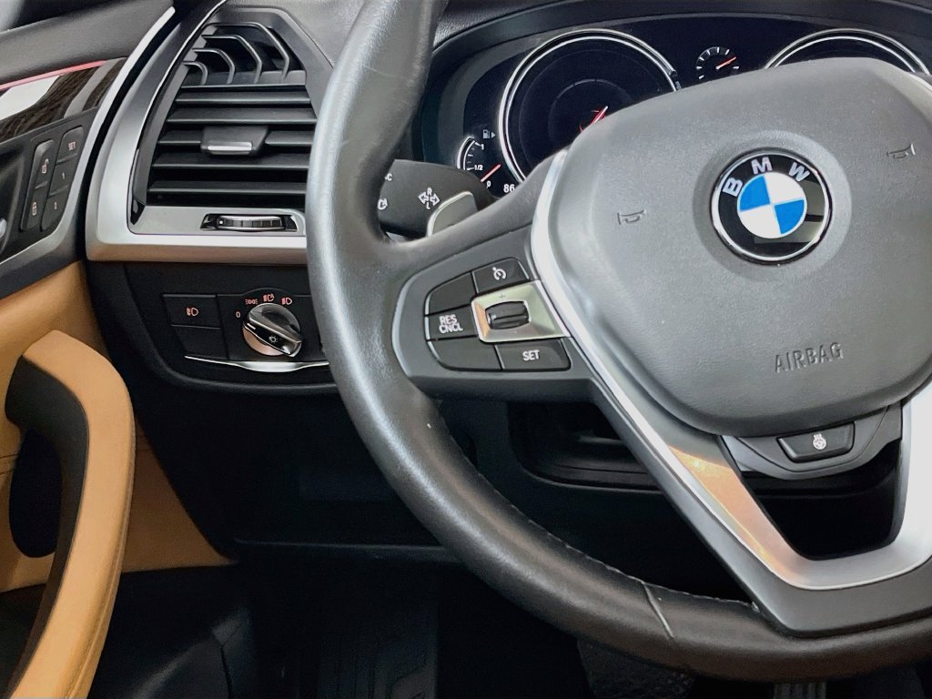 Used 2019 BMW X4 xDrive30i AWD/4WD image 13