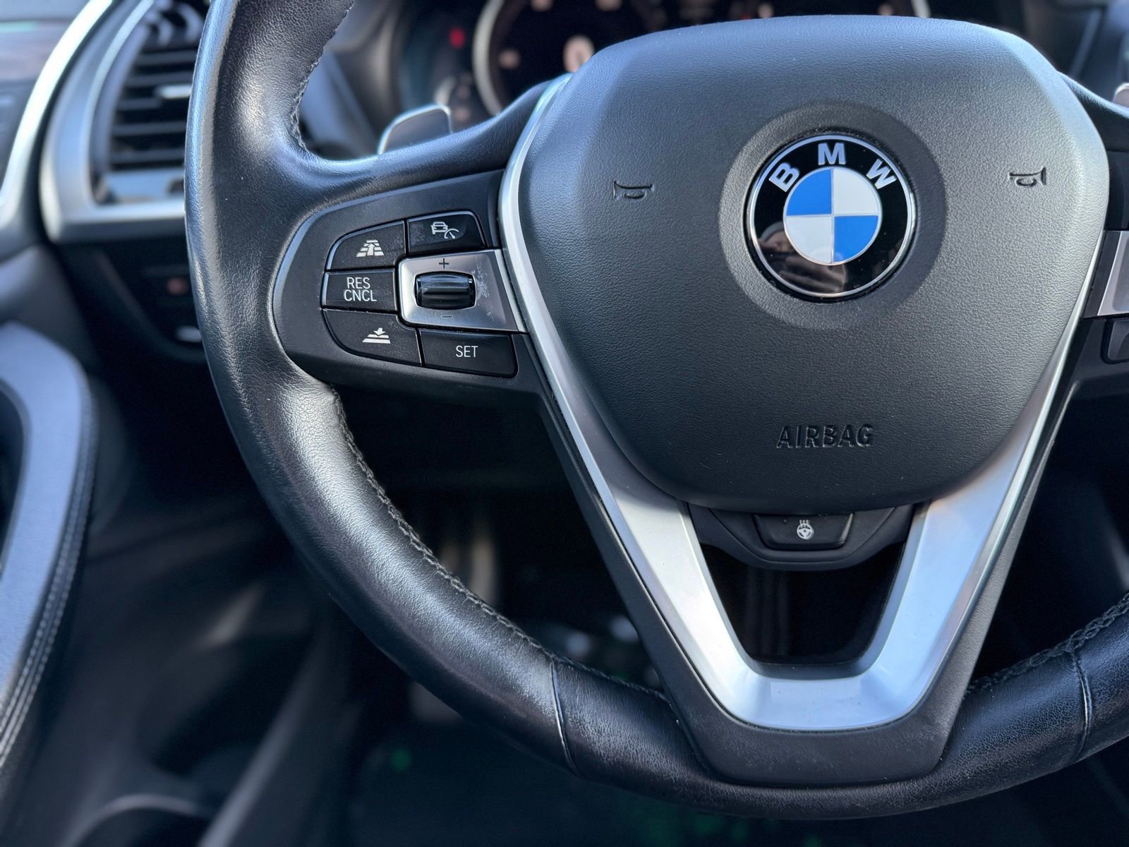Used 2018 BMW X3 M40i w/ Premium Package image 25