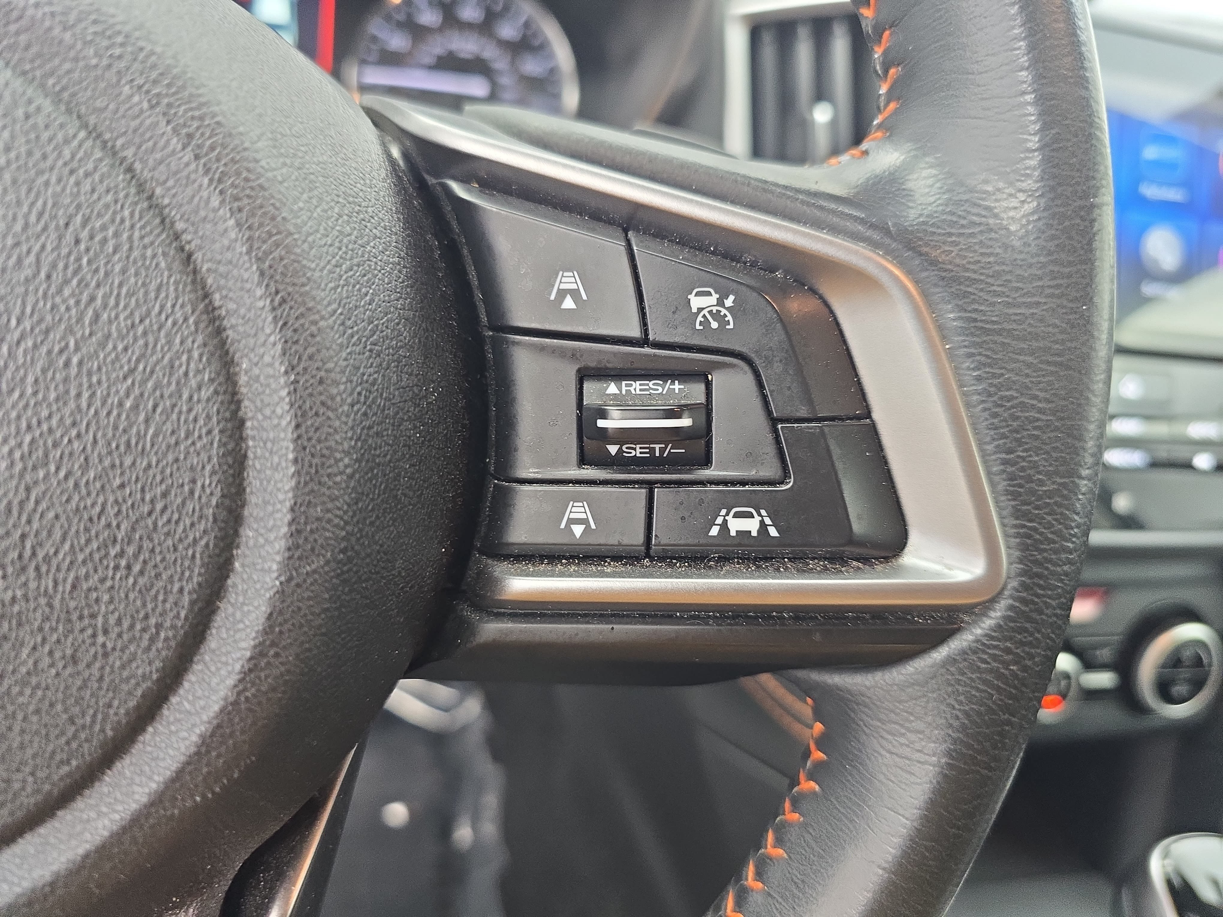 Used 2019 Subaru Crosstrek 2.0i Limited w/ Moonroof Package w/Navigation AWD/4WD image 17