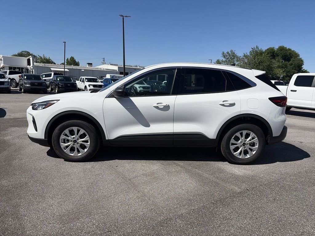 Used 2024 Ford Escape Active AWD/4WD image 4