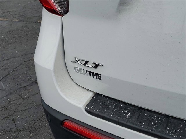 Used 2021 Ford Explorer XLT w/ Equipment Group 202A image 30