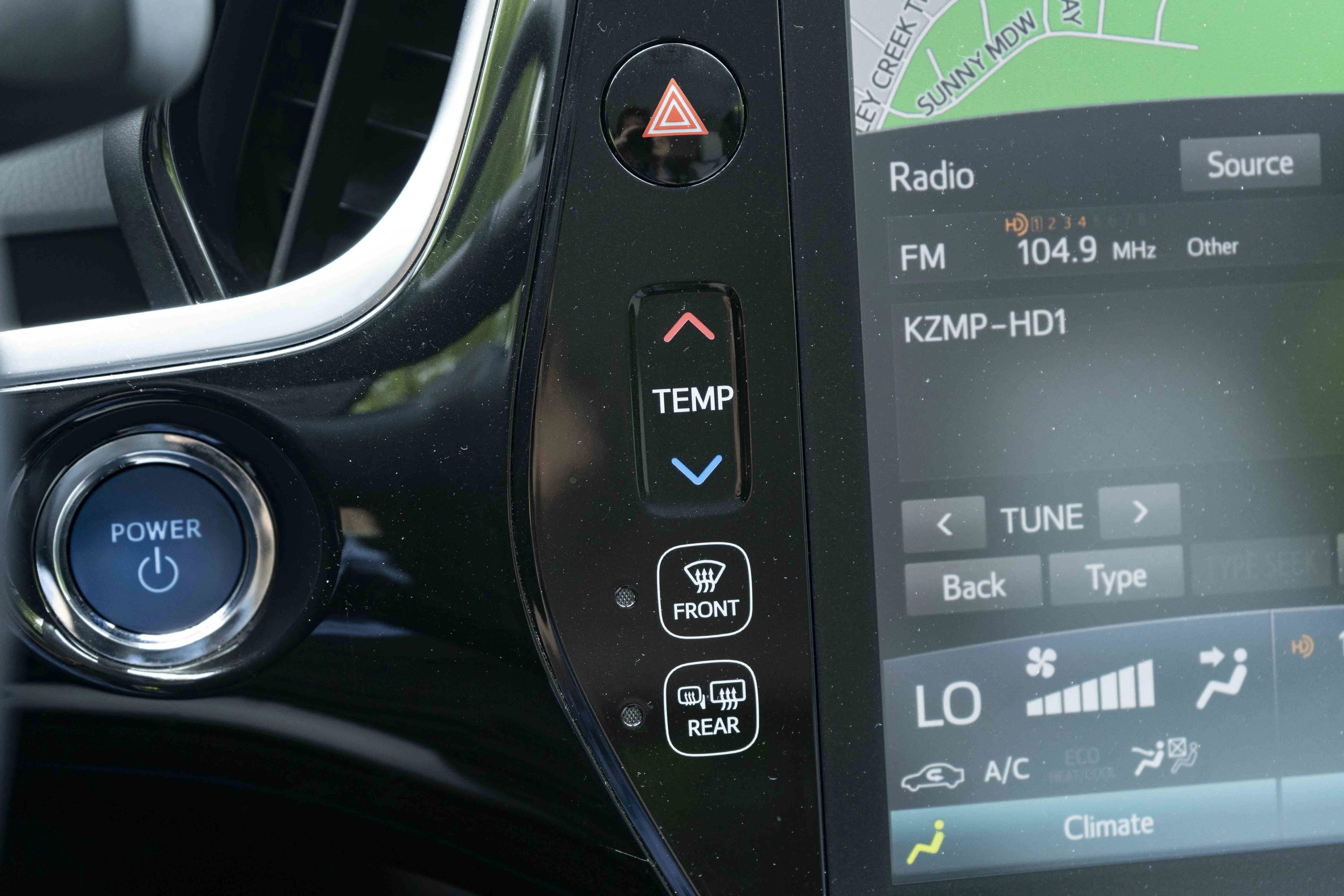 Used 2022 Toyota Prius Prime XLE image 33