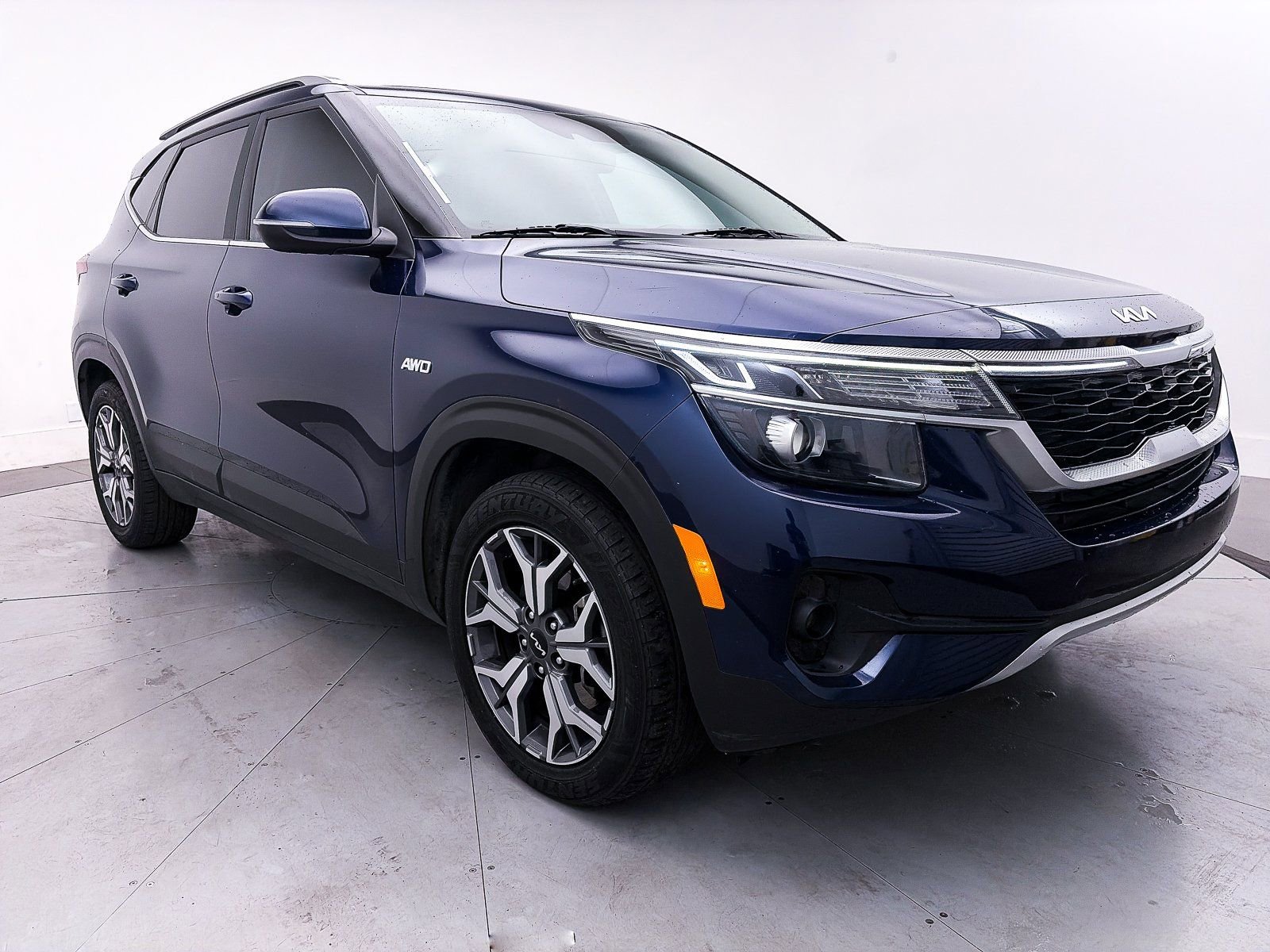 Certified 2022 Kia Seltos EX image 11