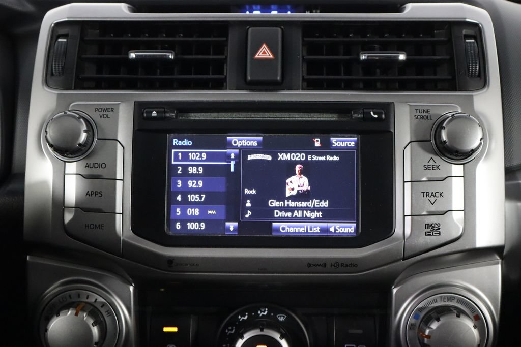 Used 2018 Toyota 4Runner SR5 Premium AWD/4WD image 28