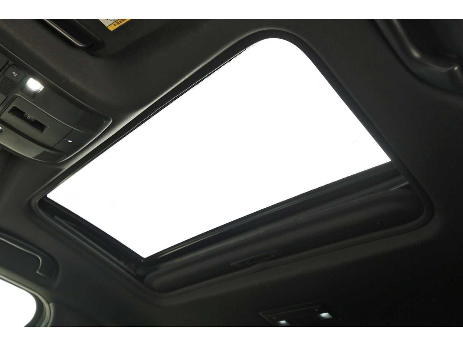 Used 2024 MAZDA CX-5 Signature image 28