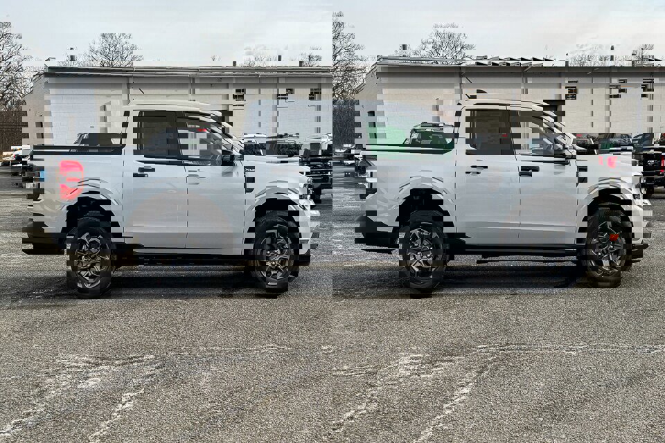 New 2026 Ford Maverick XLT w/ XLT Luxury Package image 2