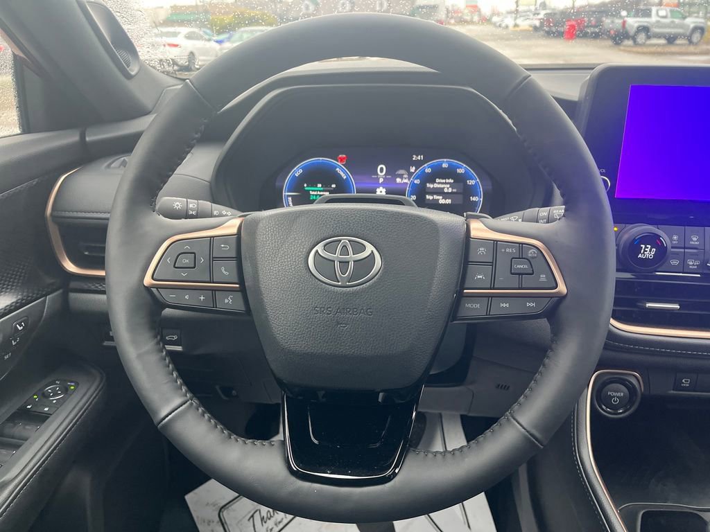 Certified 2025 Toyota Grand Highlander AWD Hybrid image 16