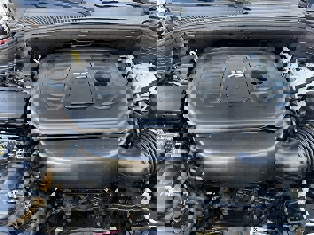 Used 2018 Jeep Grand Cherokee Laredo image 29