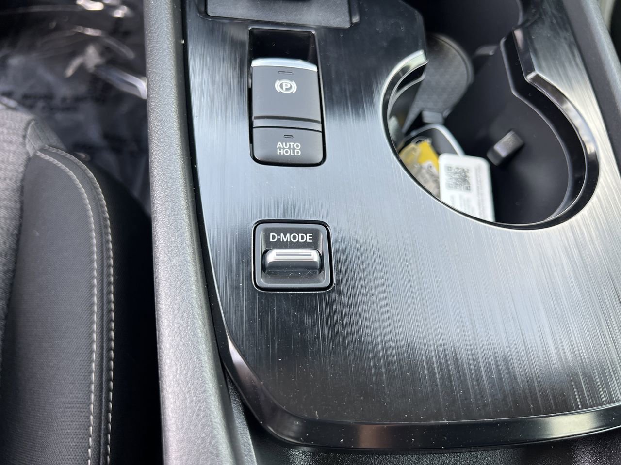 Certified 2023 Nissan Rogue SV image 17