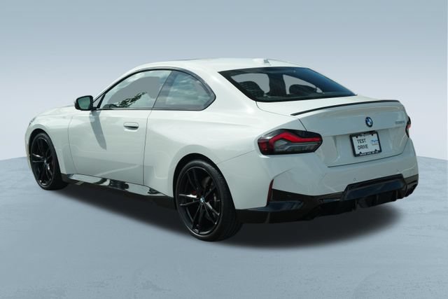 Used 2023 BMW 230i Coupe w/ M Sport Package RWD image 6