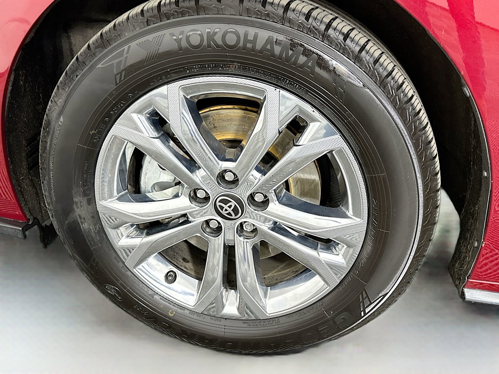 Certified 2023 Toyota Sienna XSE AWD/4WD image 33