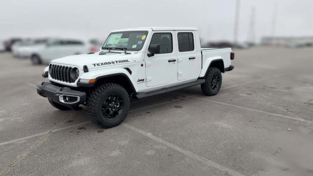 New 2026 Jeep Gladiator Sport